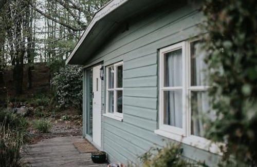 Lower Trengale Ski Chalet | The Artists Studio