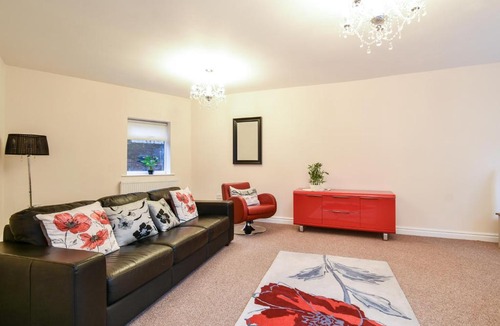 York House | The Ascot -Free on site parking