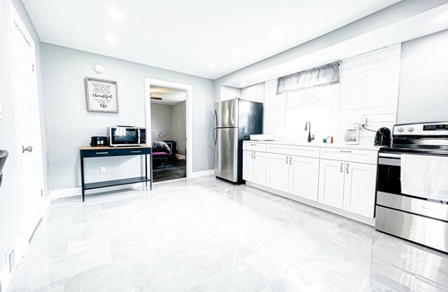 Niagara Falls House | The Ashland Manor
