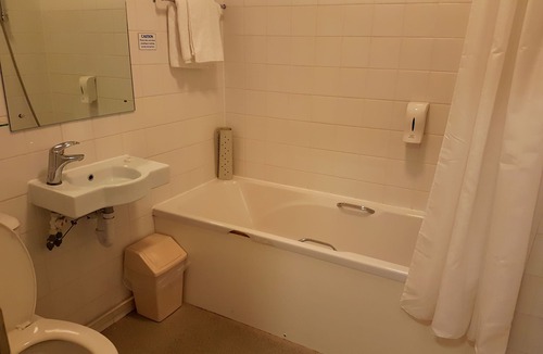 Trafford Hotel | The Ashley Hotel