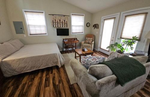 Baxter House | The Askin Anchor at Center Hill Lake B