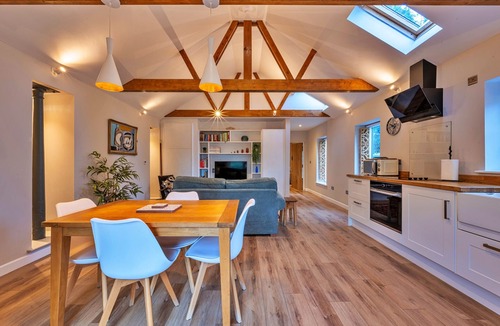 Sleaford Cottage | The Asparagus Shed