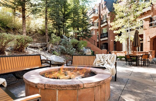 Downtown Condo | The Aspen Mountain Residences 42C Studio