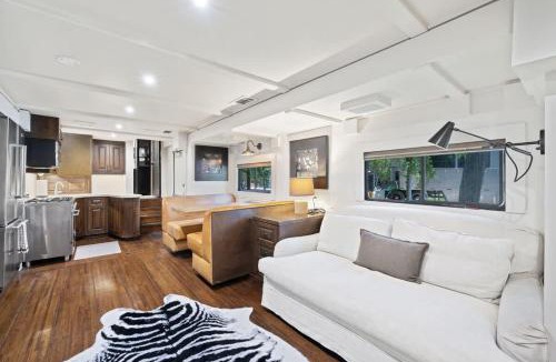 Austin Villa | The Aspen Unit