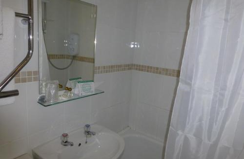 Atherstone Hotel | The Atherstone Red Lion Hotel