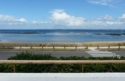 Le Croisic House | The Atlantic and the beach in front of the house.