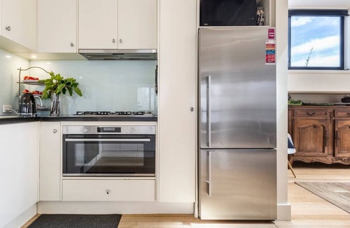 Richmond House | The Atrium Discover a Vibrant Rooftop Haven