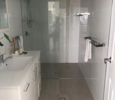 Biggera Waters Apartment | The Atrium Resort