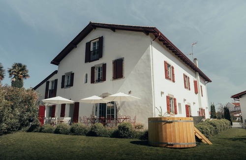 Ahetze Villa | The Attic - South Side