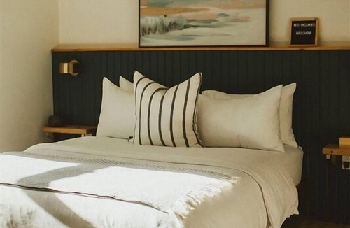 Windsor Hotel | The August House