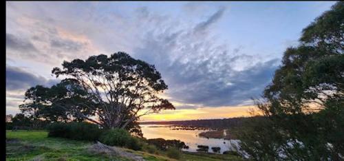 Longford House | The AUSF Homestead