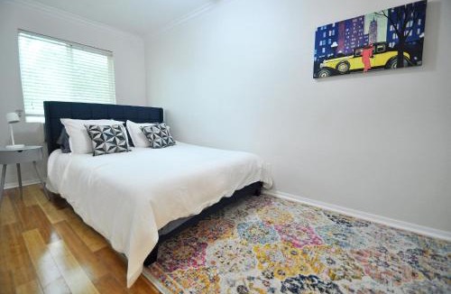 South Lamar Apartment | The Austin Cool Condo
