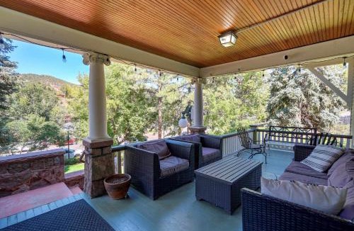 Manitou Springs Villa | The Avenue Historic Mansion in DT Manitou Springs
