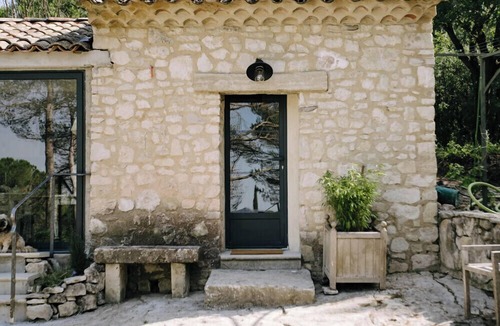 Pernes-les-Fontaines Apartment | The Aviary - Pernes-les-Fontaines