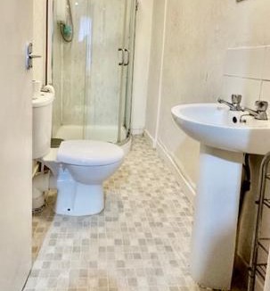 Blackpool Town Center House | The Avon