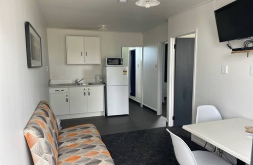 Awanui Hotel | The Awanui Hotel