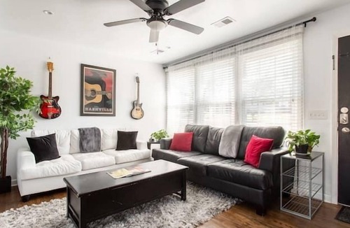 Antioch House | The Axe | Pet Friendly