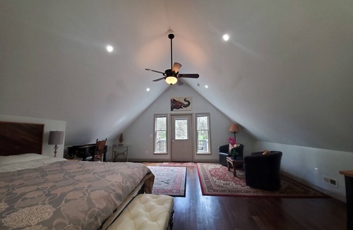 Trappe Bed & Breakfast | The B&B of Anchorage - Skipjack