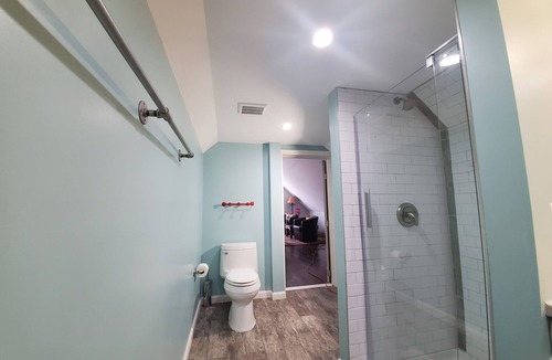 Trappe Bed & Breakfast | The B&B of Anchorage - Skipjack