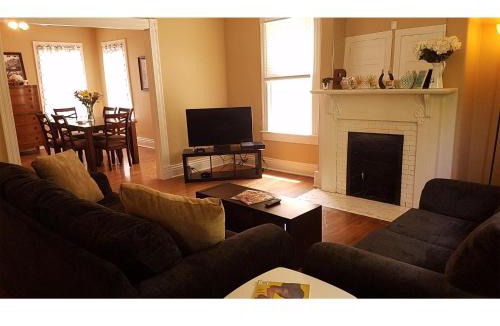 Crescent Hill Apartment | The B