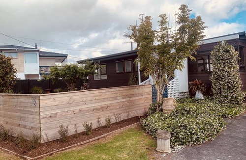 One Tree Point House | The Bach @ Marsden Waterfront