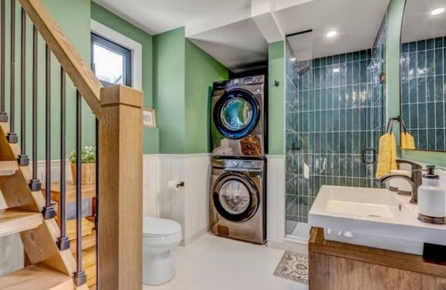 Rathwood Apartment | The Bachelor