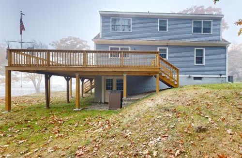 East Boothbay House | The Badger Den