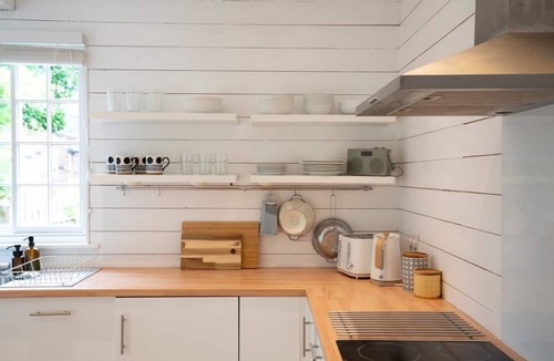 Coggeshall House | The Bakehouse, Coggeshall