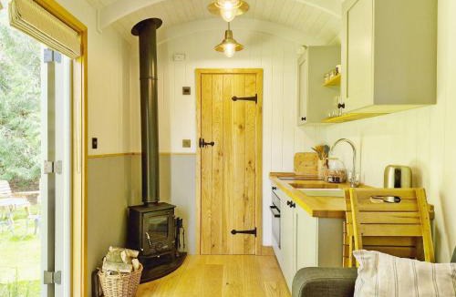 Steyning House | The Bakers Hut