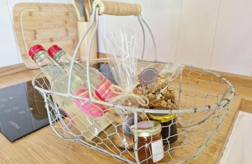 Steyning House | The Bakers Hut