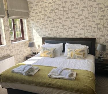 Westerham Hotel | The Bakery B&B, Tatsfield