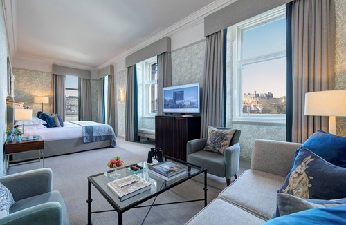 New Town Hotel | The Balmoral Hotel