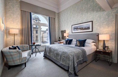 New Town Hotel | The Balmoral Hotel