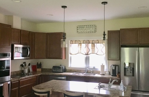 Morrisville House | The Balsam Lodge- Close to All Stowe Has to Offer