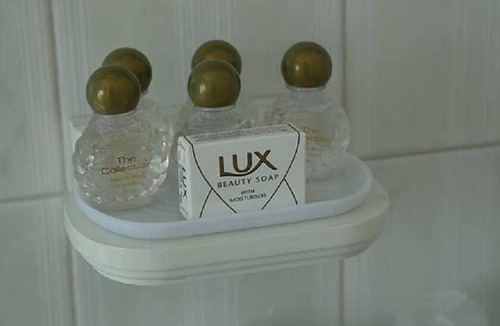 Pont Yates Hotel | The Baltic Inn