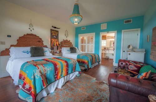 Round Top Bed & Breakfast | The Bandita Room - Wander Inn