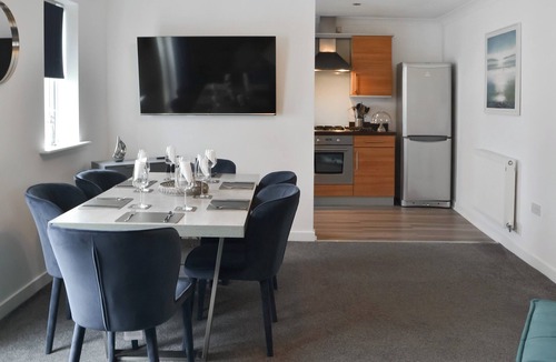 Blyth Cottage | The Bandstand Sea View