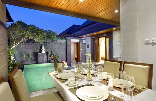 Dewi Sri Villa | The Banyumas Suite Villa Legian