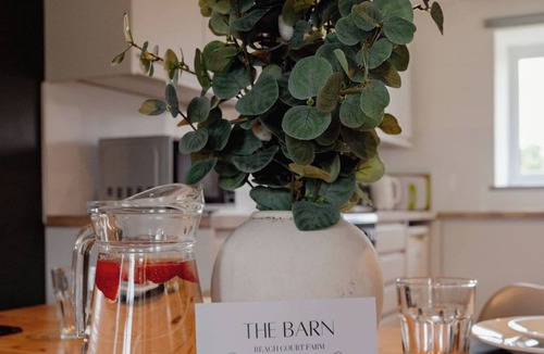 St Margaret's at Cliffe Cottage | The Barn - 3 Bedroom