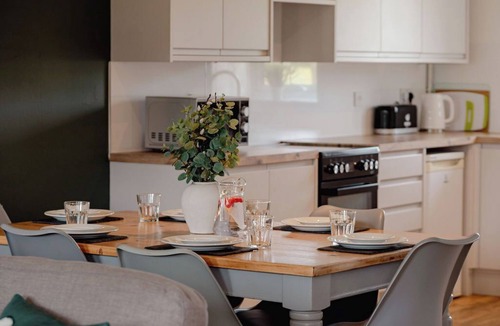 St Margaret's at Cliffe Cottage | The Barn - 3 Bedroom