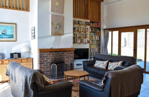 Compton House | The Barn - 19202