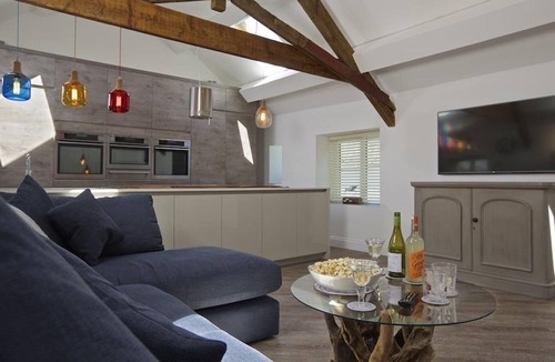 Torcross Cottage | The Barn, 20 At The Beach