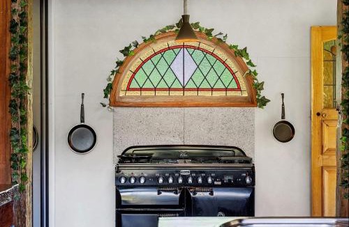 Harper Creek House | The Barn and Shack