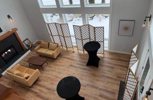 Twin Mountain House | The Barn at Boulder Mountain View