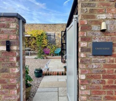 Harrington House | The Barn at Cross Lodge