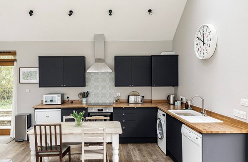 Colerne Cottage | The Barn at Daubeneys