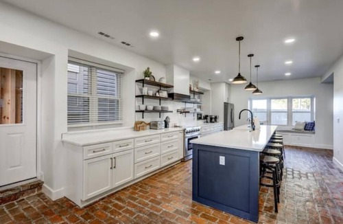 Witmer House | The Barn at Legacy Manor