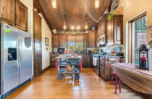 Mobeetie House | The Barn at Quail Creek Ranch - 2 Bedroom Peaceful Ranch Retreat