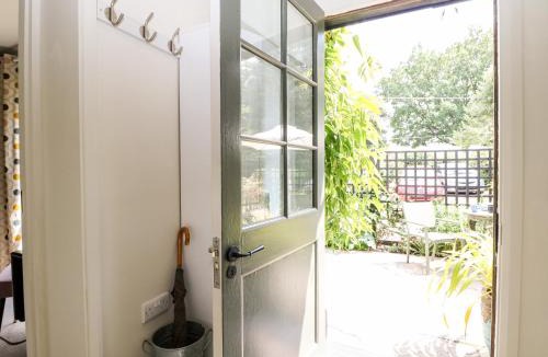 Five Oak Green House | The Barn at Sandhole Cottage