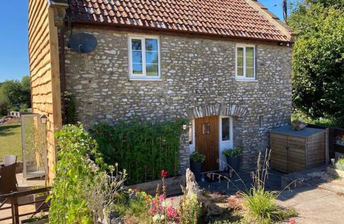 Chard House | The Barn at Tanlake